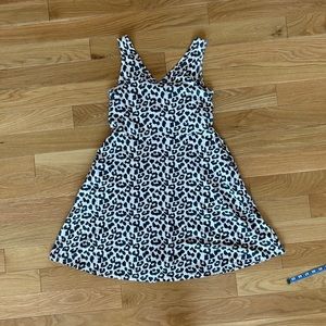 Pact women’s fit and flare v-neck dress with shelf bra